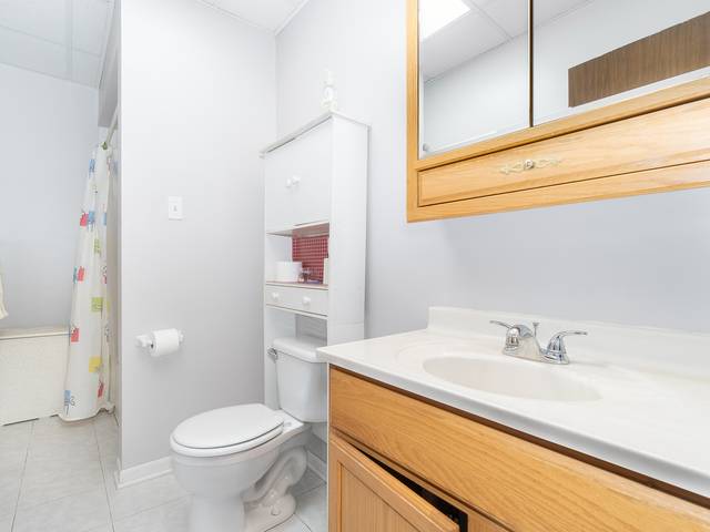 Rockdale, IL 60436,121 Davis Avenue #2