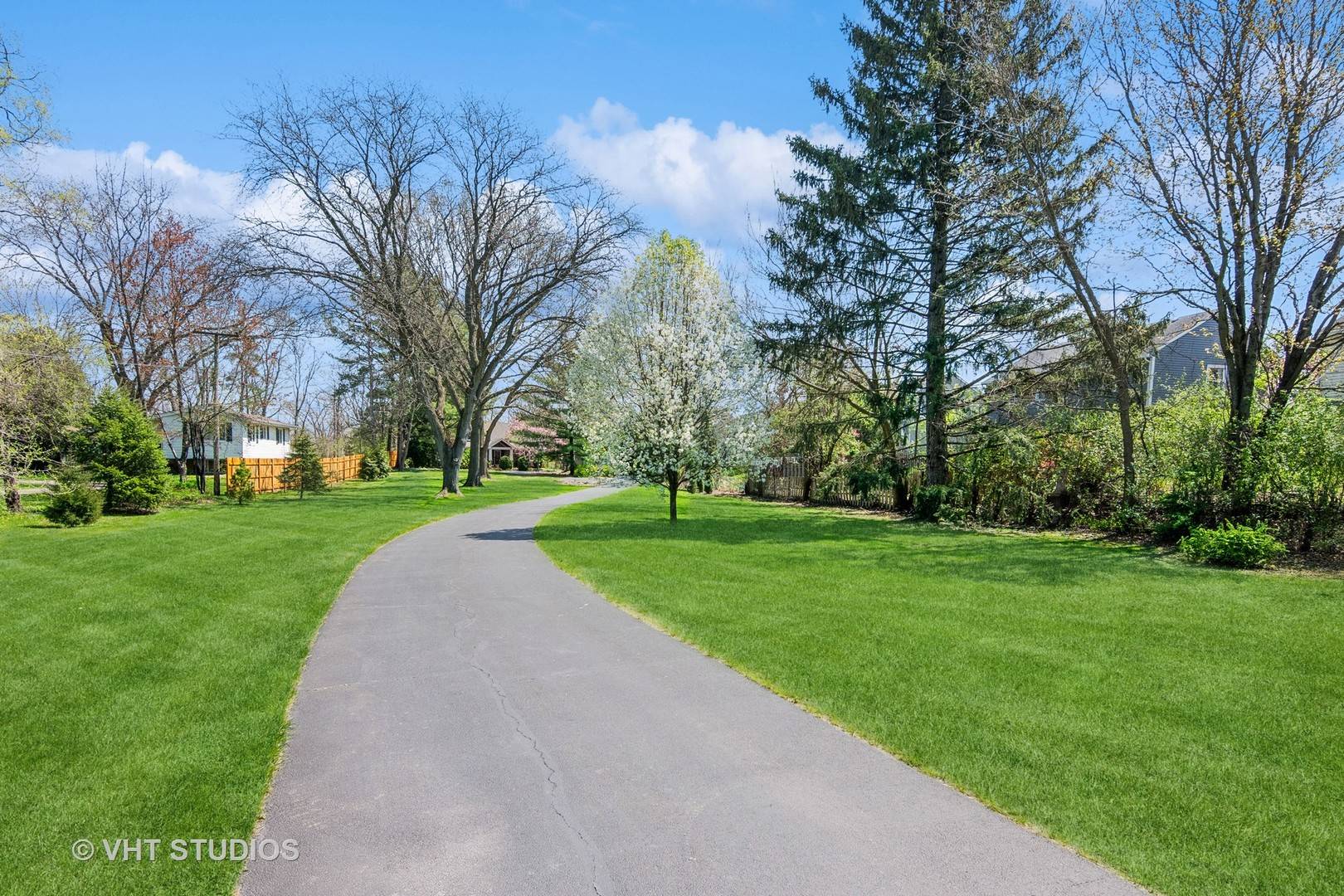 Warrenville, IL 60555,2S283 Route 59