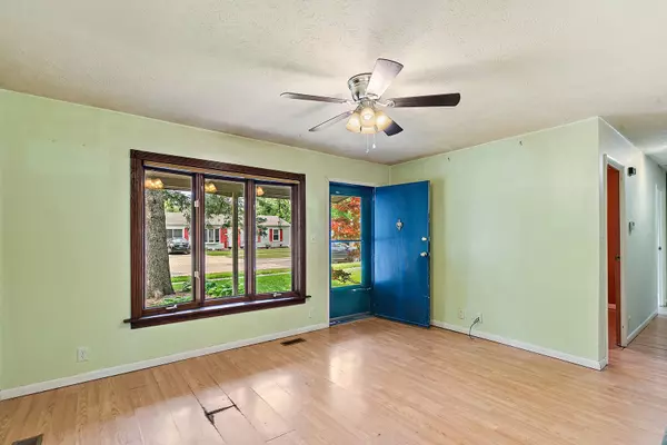 Dekalb, IL 60115,1521 Hulmes Drive