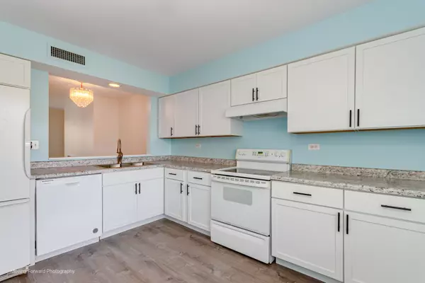 Wauconda, IL 60084,450 N Main Street #S307A