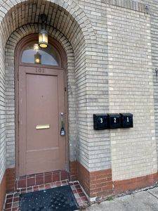 Rockford, IL 61104,1002 E State Street