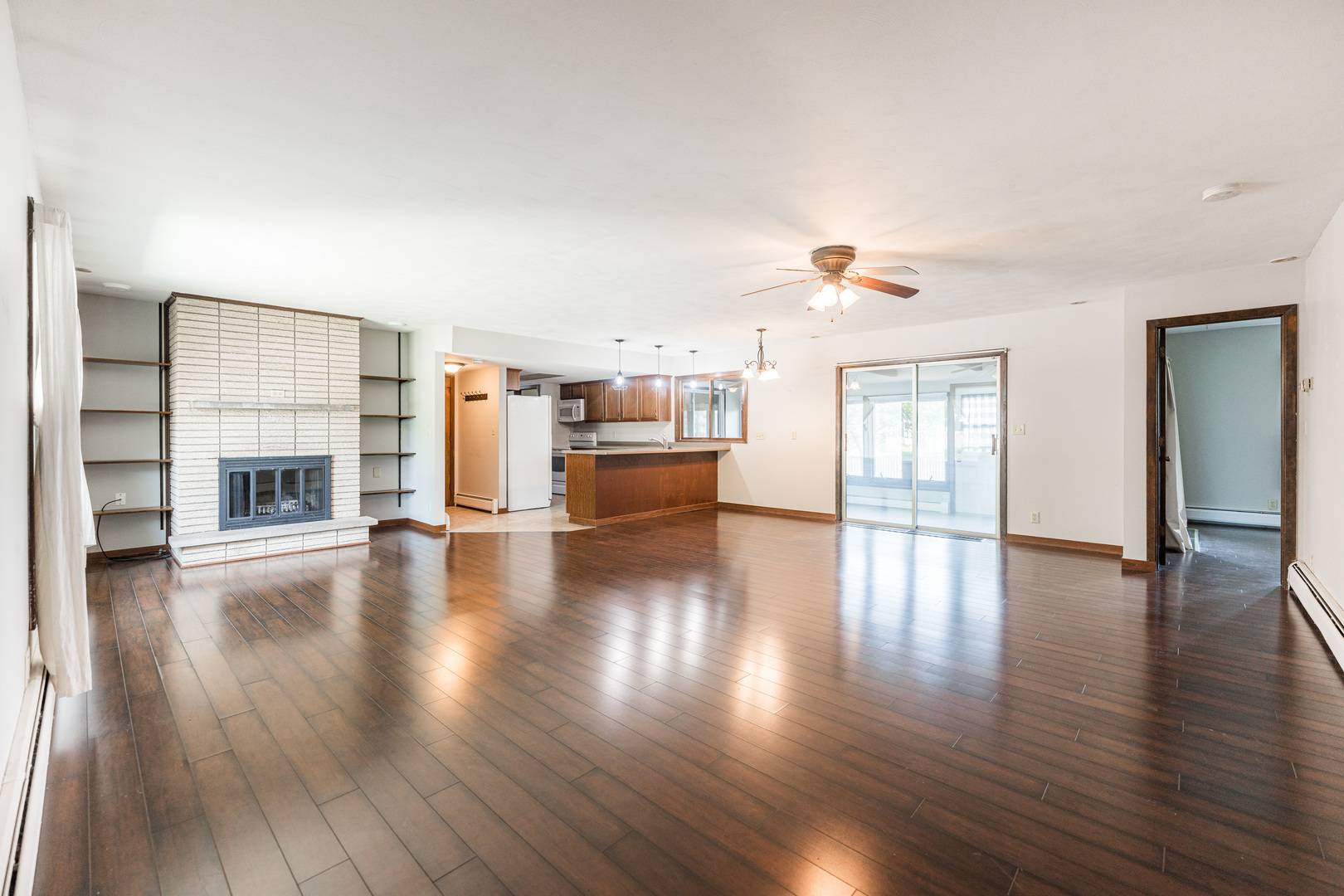Dekalb, IL 60115,102 Mattek Avenue