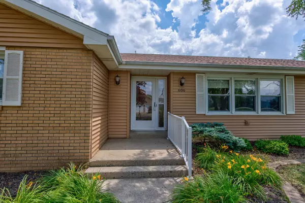 Arcola, IL 61910,606 Dogwood Drive