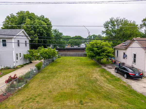 Elgin, IL 60120,428 Fremont Street