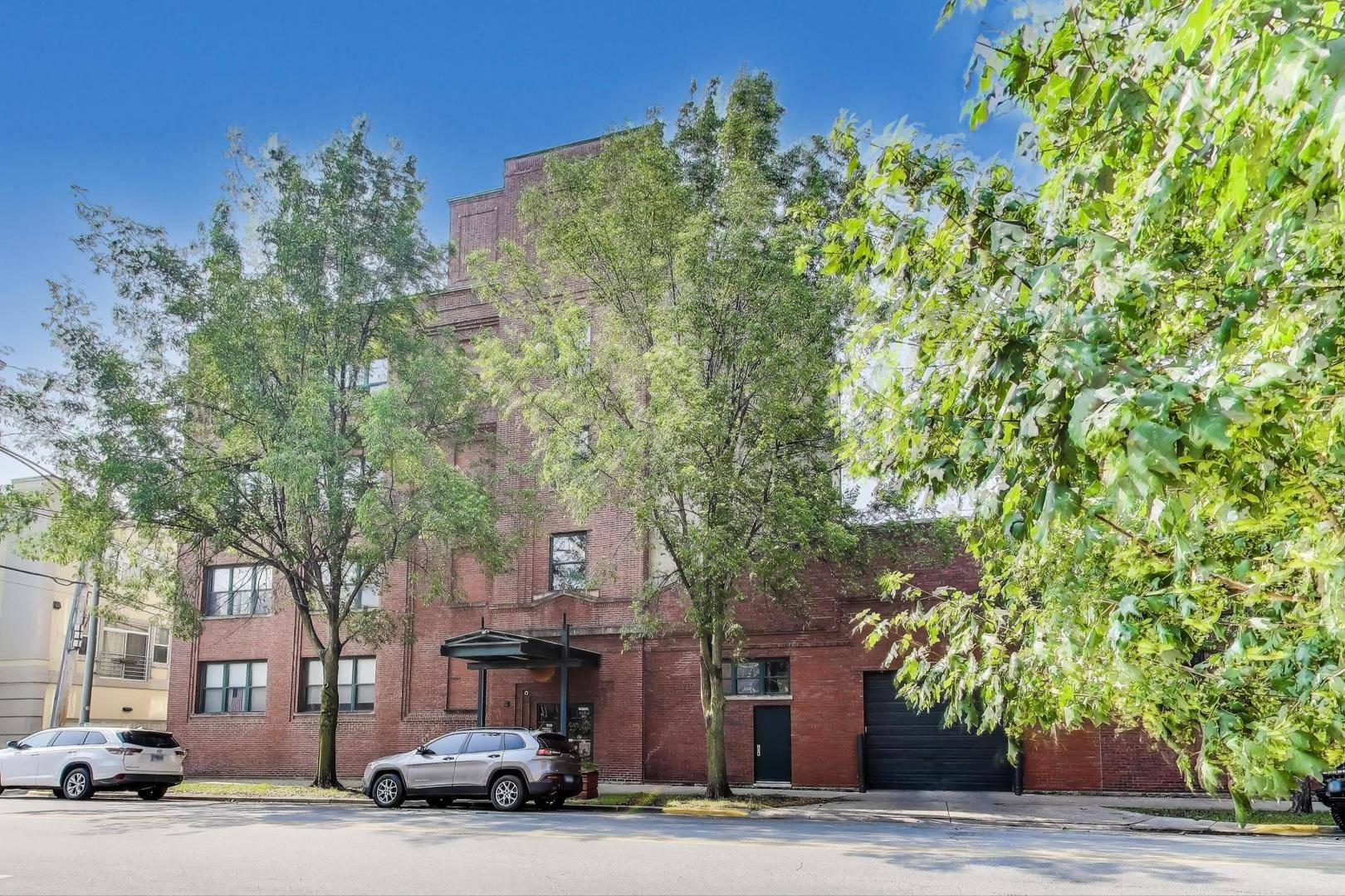 Forest Park, IL 60130,7240 Franklin Street #2A