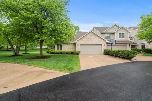Lemont, IL 60439,16 Pine Needles Drive