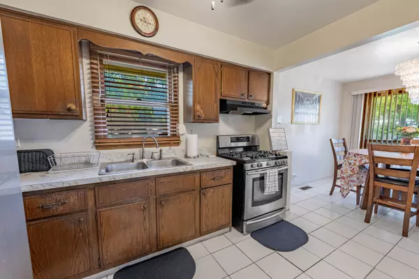 Dolton, IL 60419,1330 E 146 Street