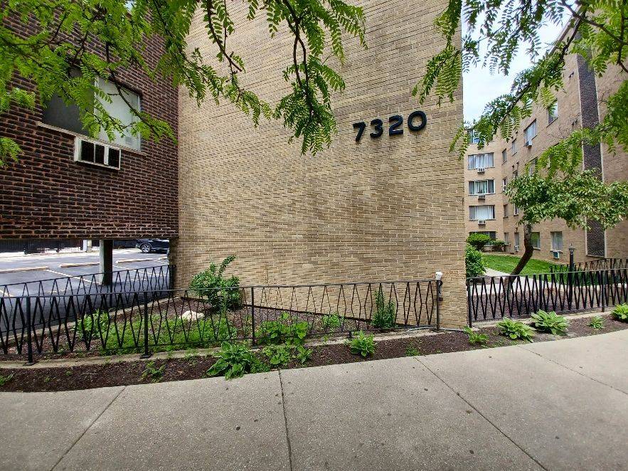 Chicago, IL 60626,7320 N Rogers Avenue #212