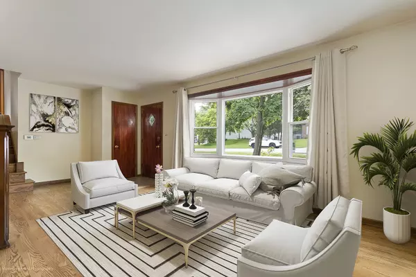 Downers Grove, IL 60515,4733 S Pershing Avenue