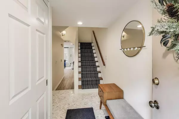 Chicago, IL 60614,1818 N Dayton Street