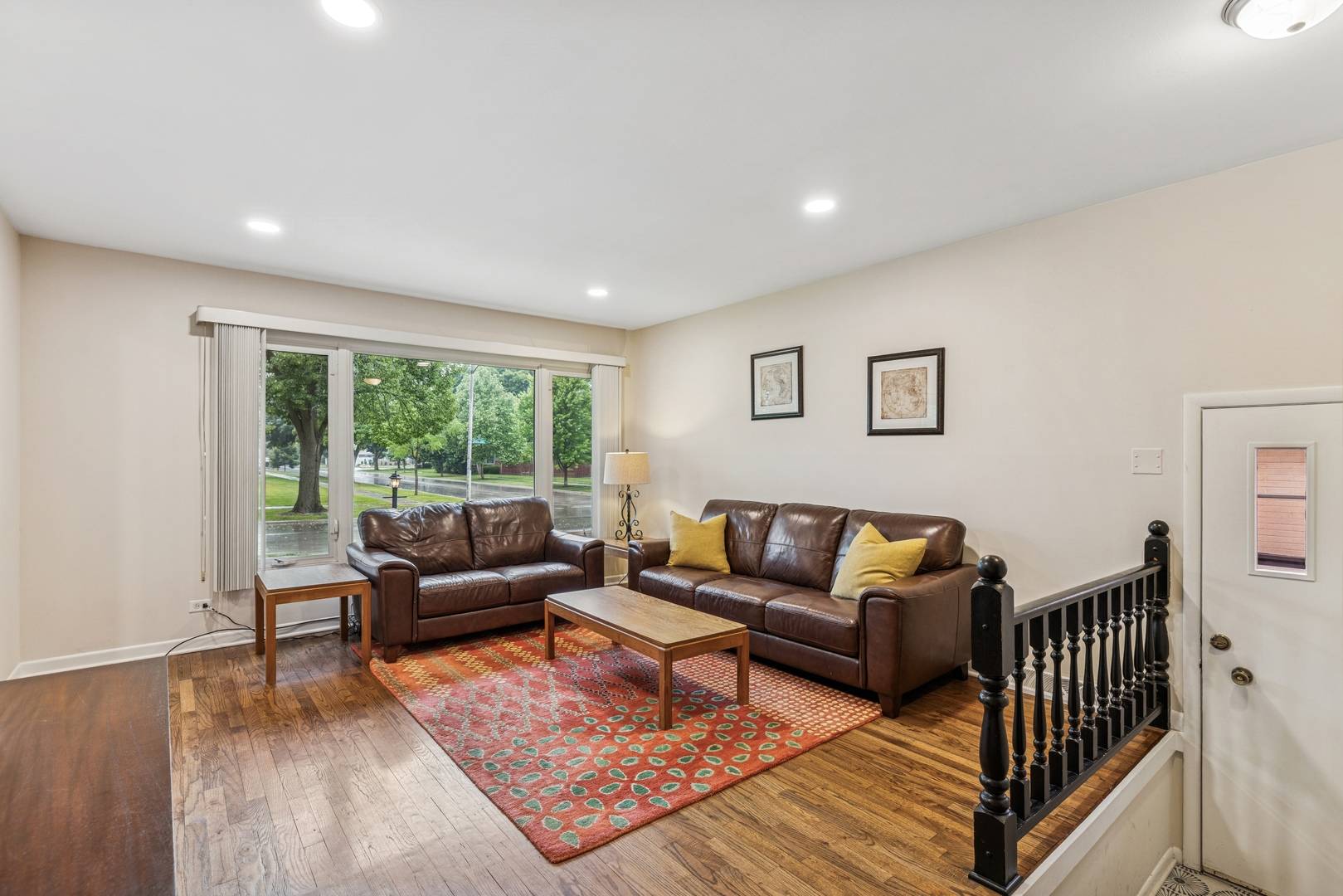 Arlington Heights, IL 60005,1355 S Highland Avenue