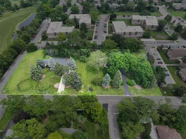 Glen Ellyn, IL 60137,305 S Lambert Road