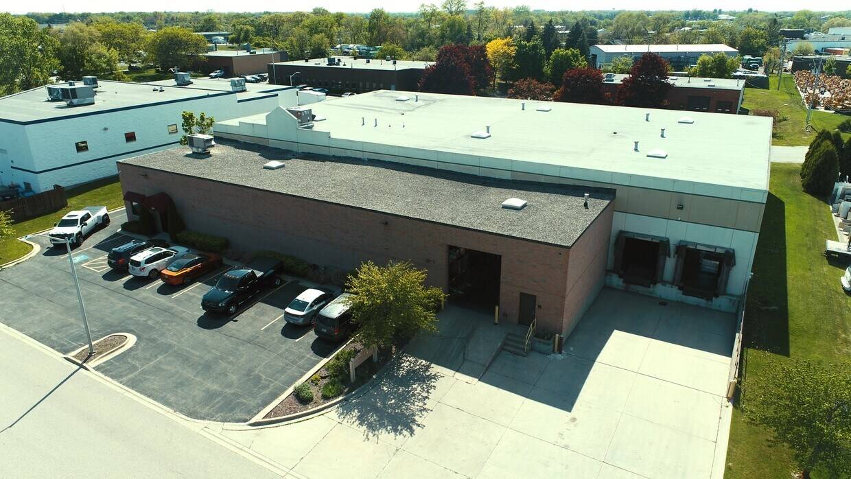 1275 Kyle Court, Wauconda, IL 60084