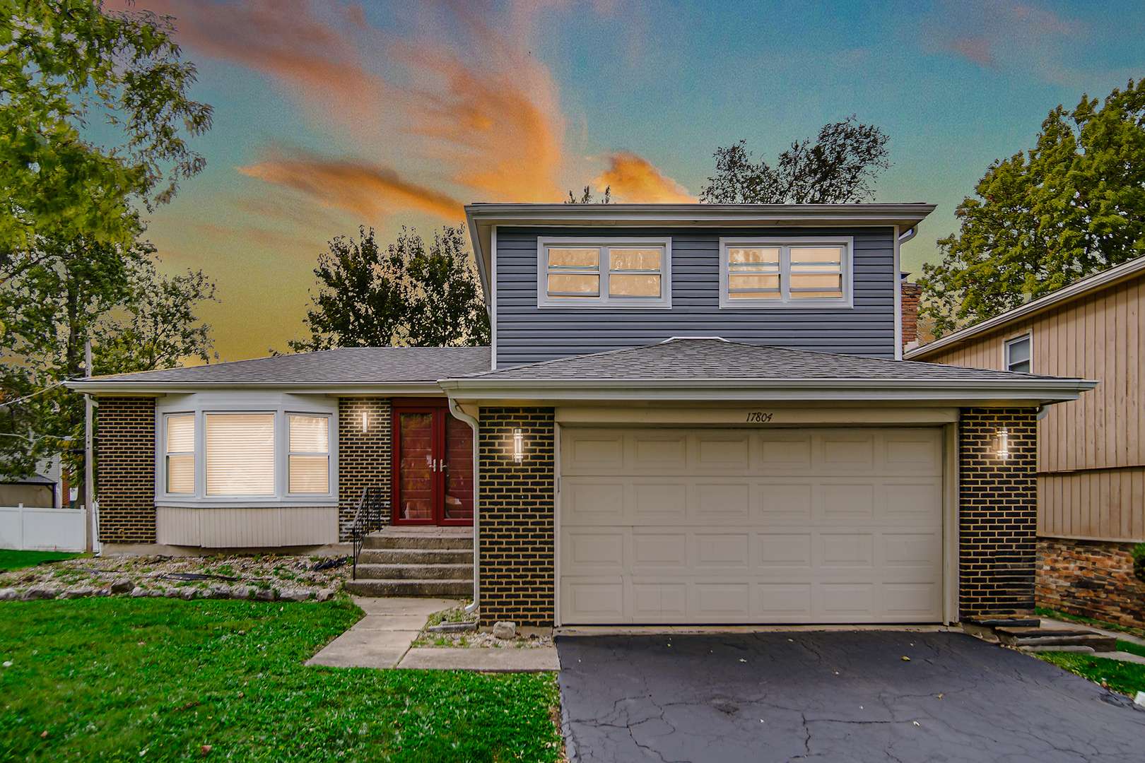 Hazel Crest, IL 60429,17804 Pebblewood Lane