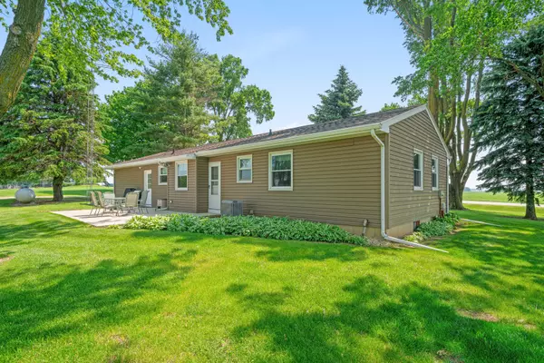 Sycamore, IL 60178,14893 Plank Road