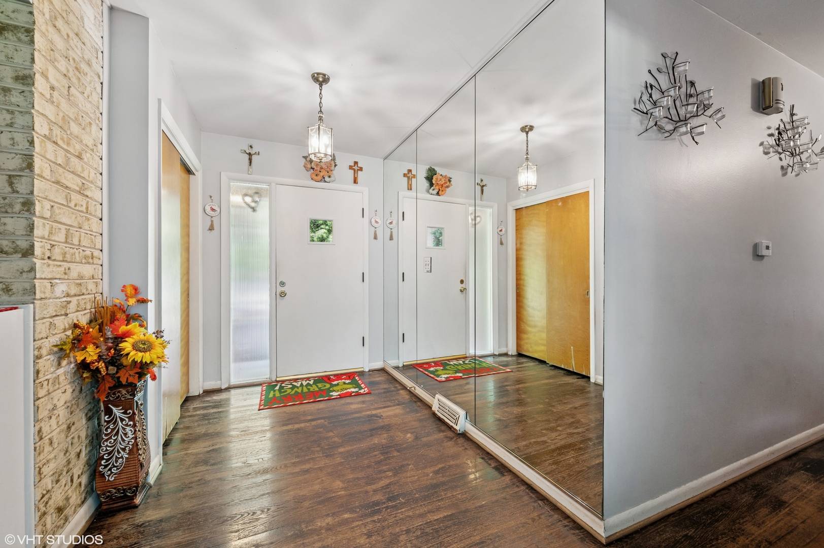 Highland Park, IL 60035,602 Old Elm Road