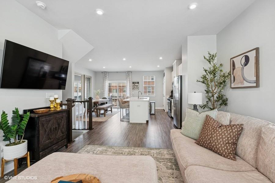 Orland Park, IL 60462,10607 Paige Circle