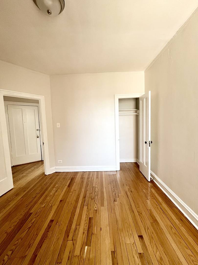 Chicago, IL 60639,2140 N Kildare Avenue #3