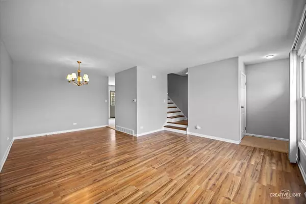 Niles, IL 60714,8933 N Washington Street #D