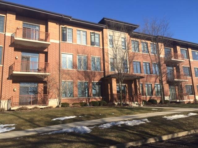 Mundelein, IL 60060,755 DIAMOND LAKE Road #303