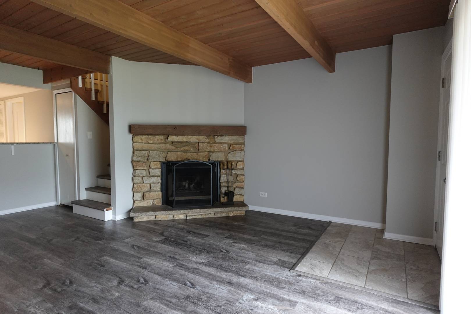 Round Lake Beach, IL 60073,441 Meadow Green Lane