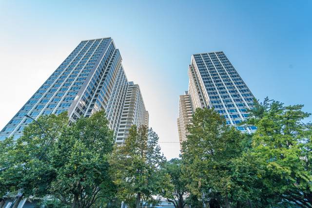 4250 N Marine Drive #2607, Chicago, IL 60613
