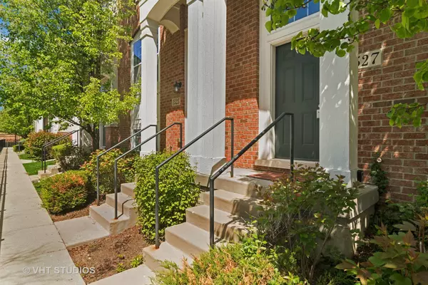 1527 E Arbor Lane, Arlington Heights, IL 60004