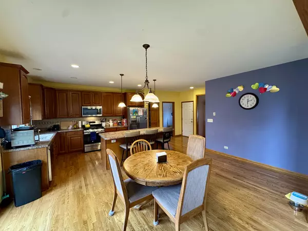 South Elgin, IL 60177,847 Sunrise Drive