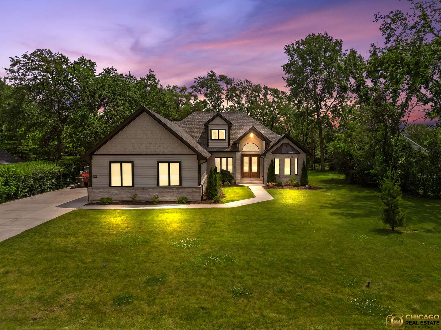 La Grange Highlands, IL 60525,1321 60th Street