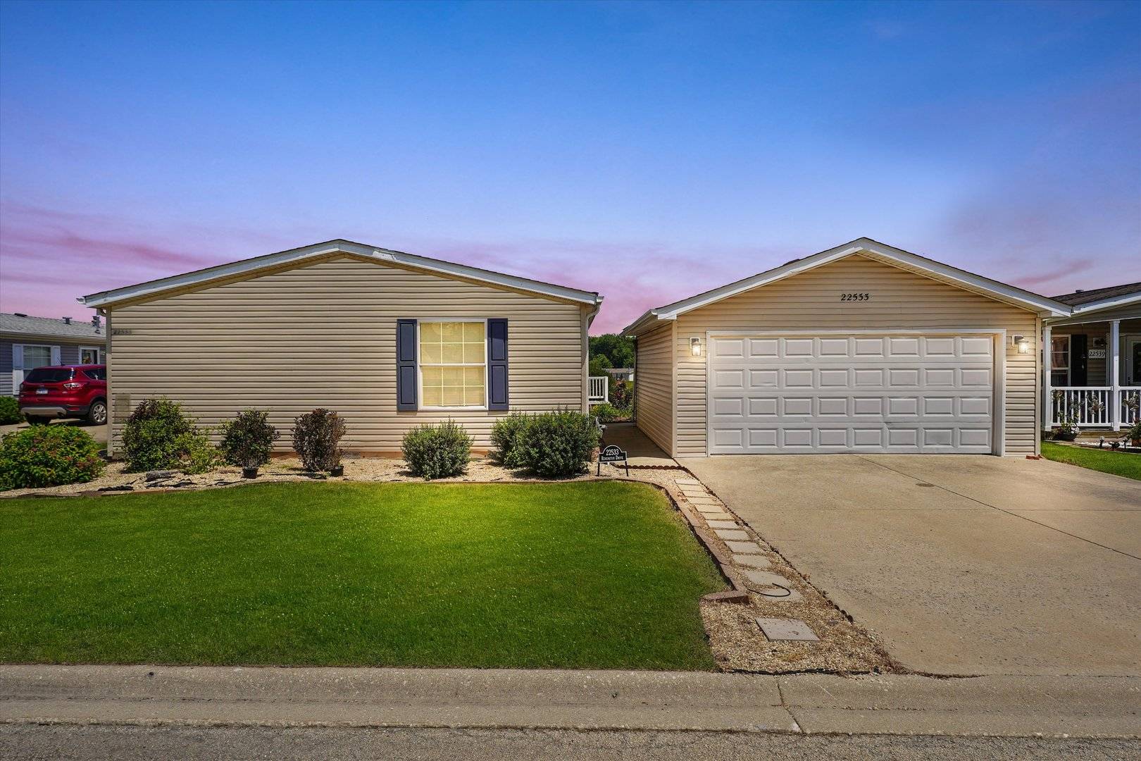 22533 S Remington Drive, Channahon, IL 60410