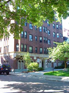 601 W Deming Place #502, Chicago, IL 60614