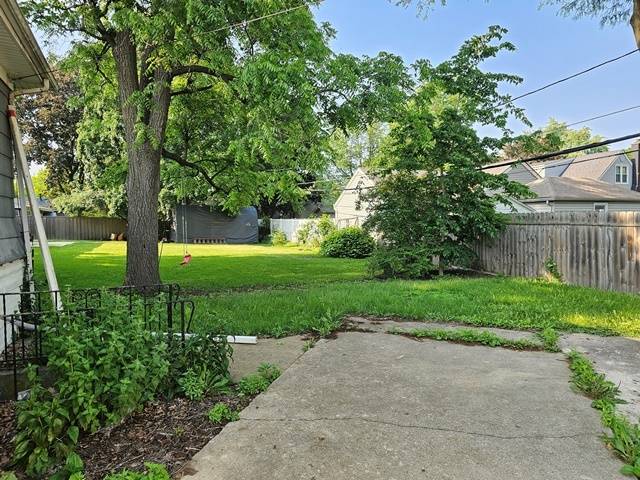 Aurora, IL 60506,20 S Central Avenue