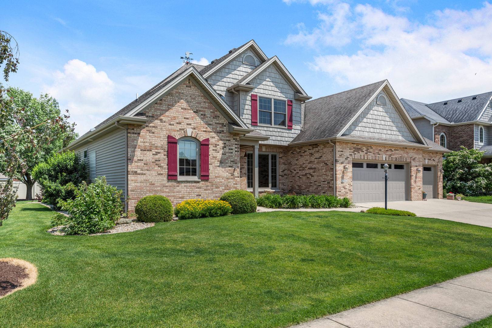Champaign, IL 61822,2002 Savanna Drive