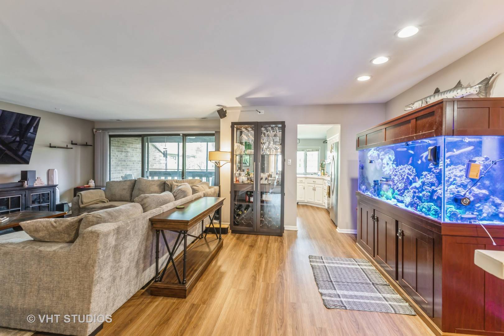 Palos Heights, IL 60463,7930 W Lakeview Court #2A