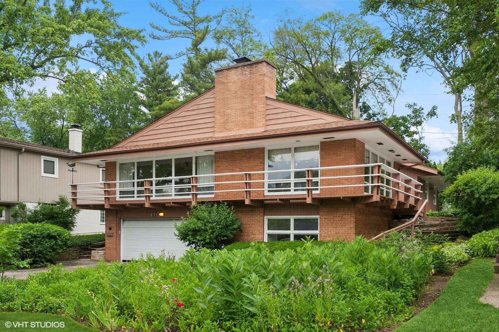 Highland Park, IL 60035,611 Hillside Drive