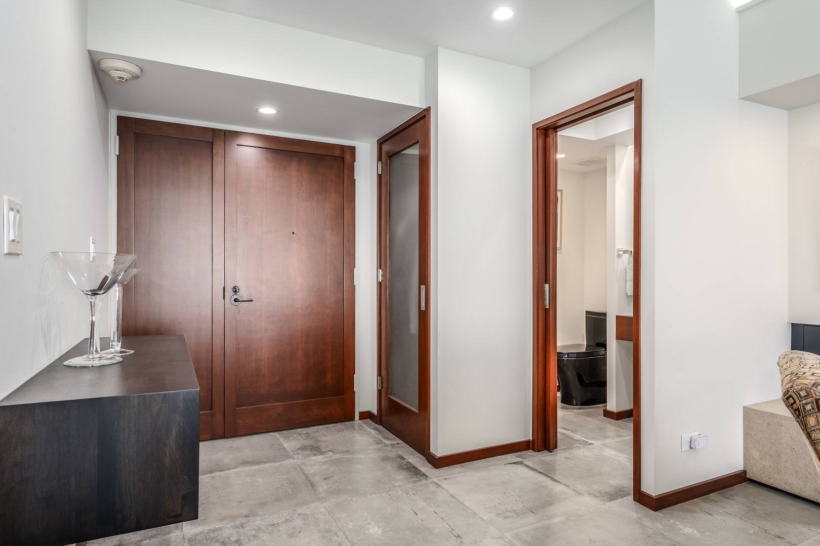 Chicago, IL 60611,175 E Delaware Place #8803