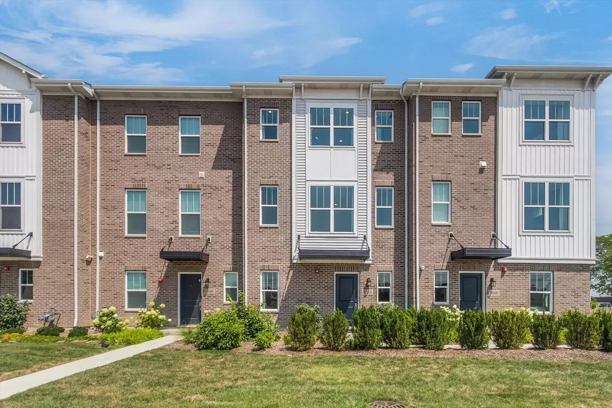 Des Plaines, IL 60018,1058 E Oakton Street