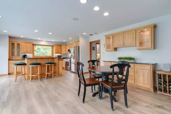 Wauconda, IL 60084,908 Jackson Avenue