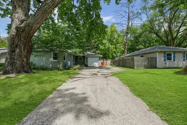 Champaign, IL 61821,1704 Chevy Chase Drive