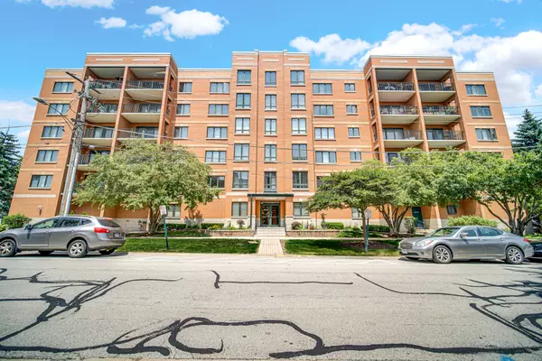1636 Ashland Avenue #209, Des Plaines, IL 60016