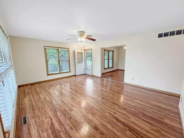 Ridott, IL 61067,100 Adams Street