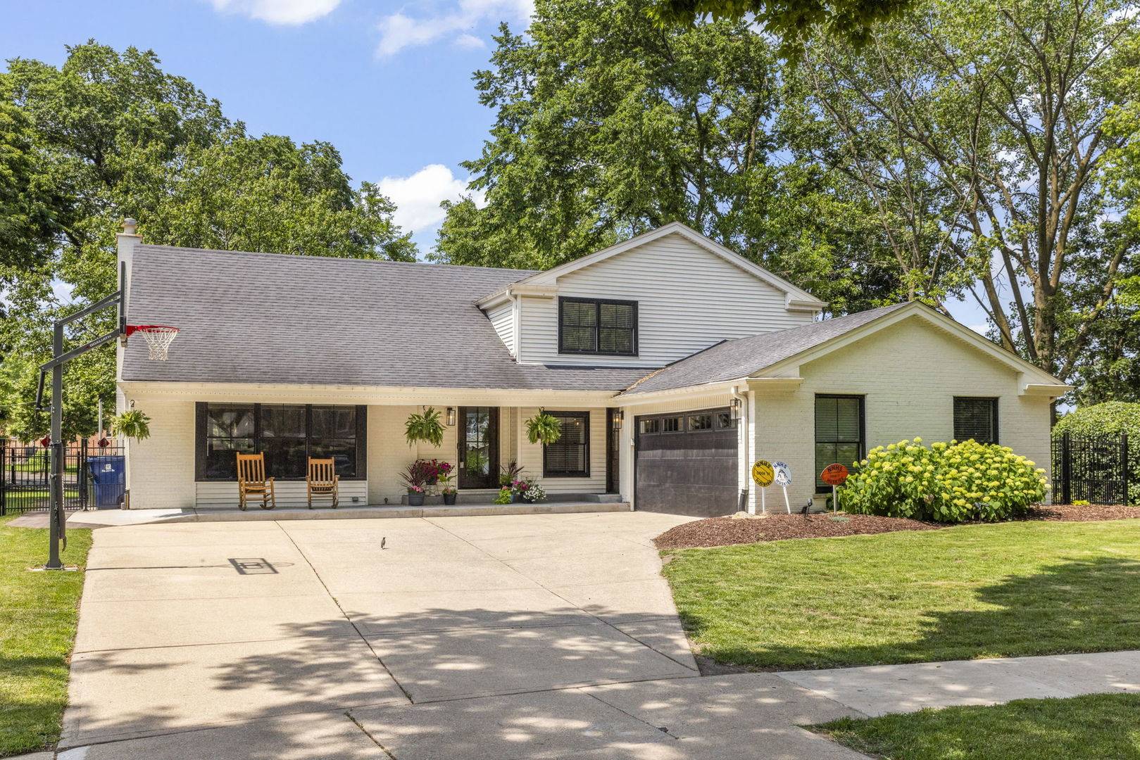 Naperville, IL 60563,440 Menominee Lane