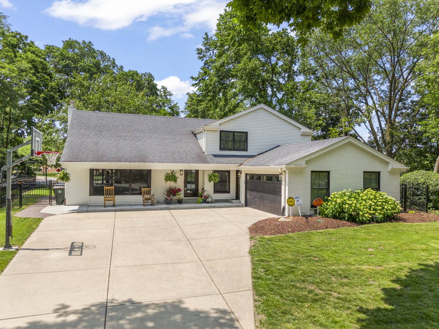 Naperville, IL 60563,440 Menominee Lane