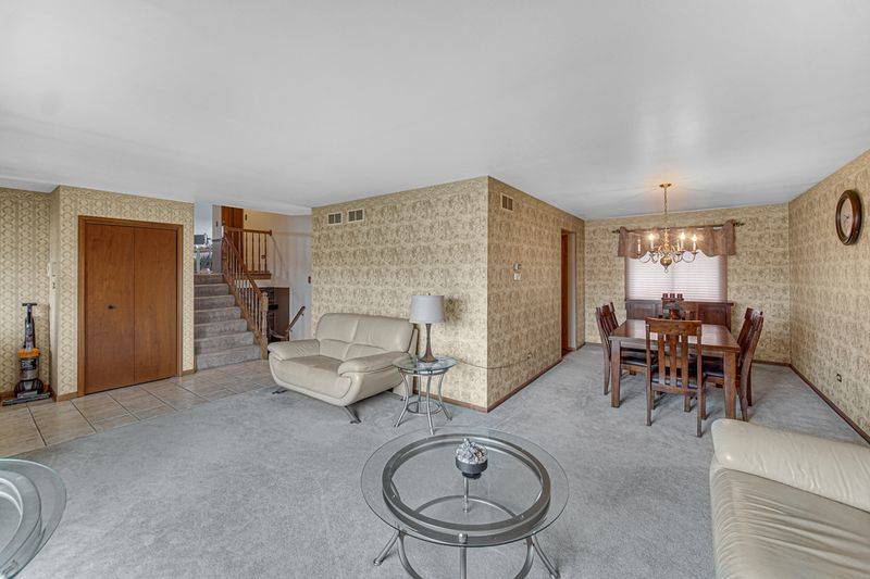 Lansing, IL 60438,19221 Grant Street