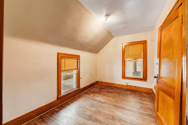 Kankakee, IL 60901,436 S 4th