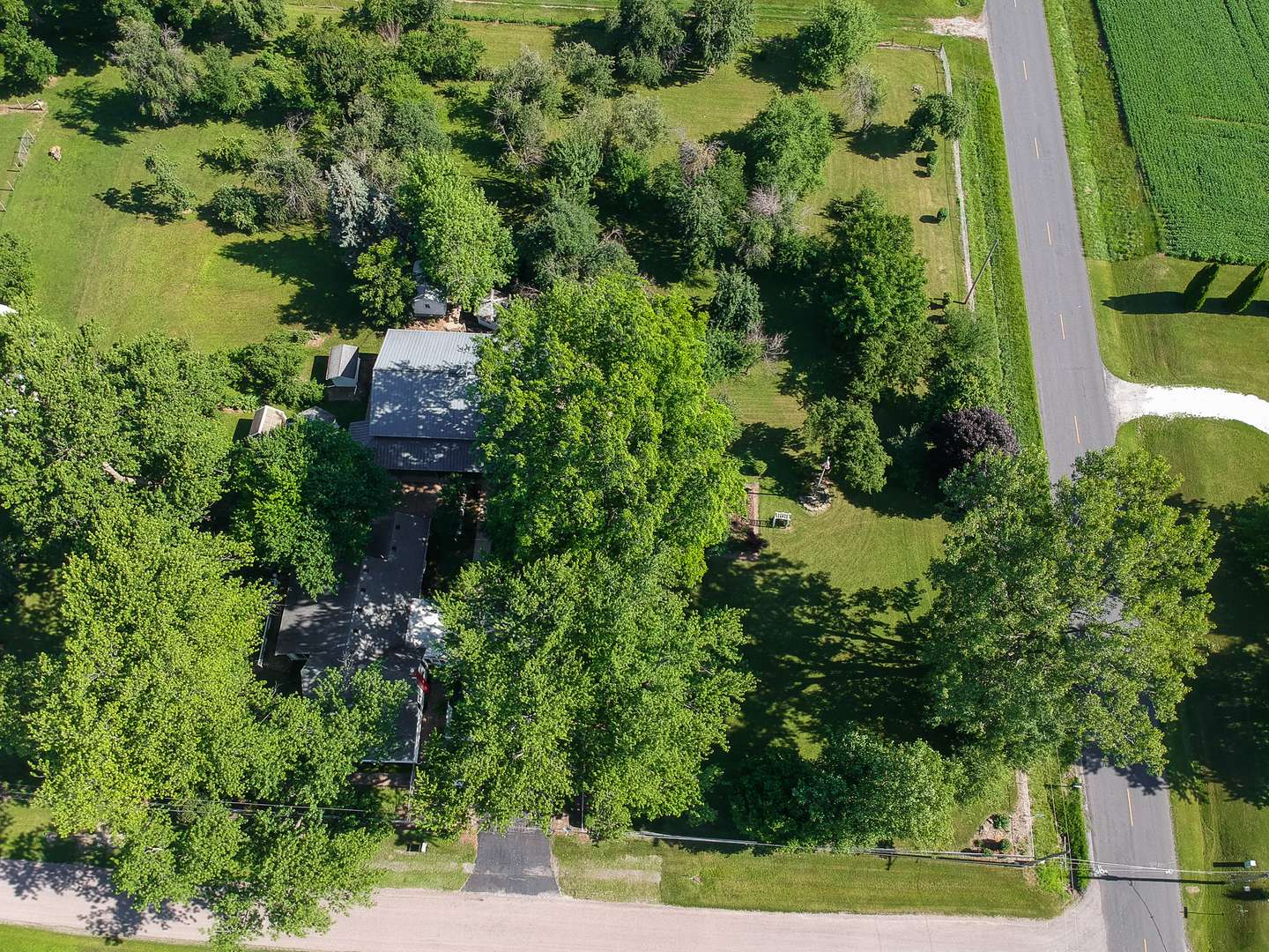 Delavan, IL 61734,105 W C Street