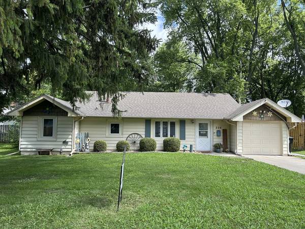 206 E Sycamore Street, Normal, IL 61761