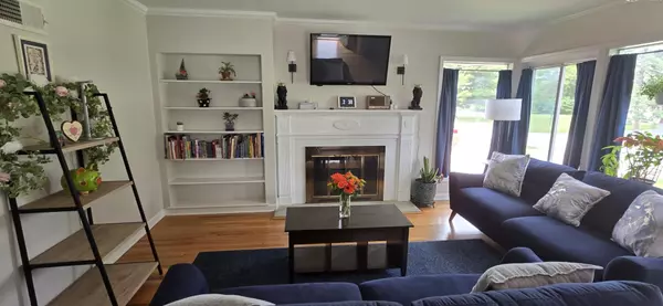 Des Plaines, IL 60018,1278 E River Drive