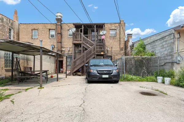 Chicago, IL 60644,5351 W Madison Street