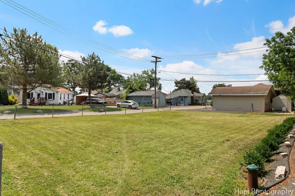 Ingleside, IL 60041,25134 W Lake Shore Drive
